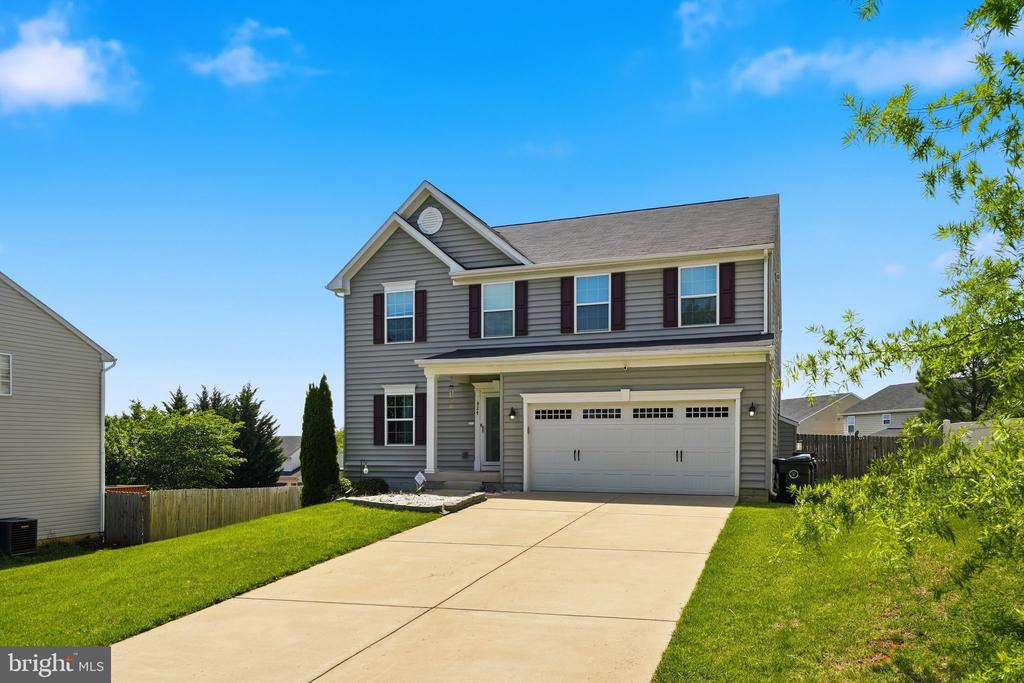 827 FAIRWOOD, CULPEPER, Virginia 22701, 5 Bedrooms Bedrooms, ,4 BathroomsBathrooms,Residential,827 FAIRWOOD,VACU2013518 MLS # VACU2013518