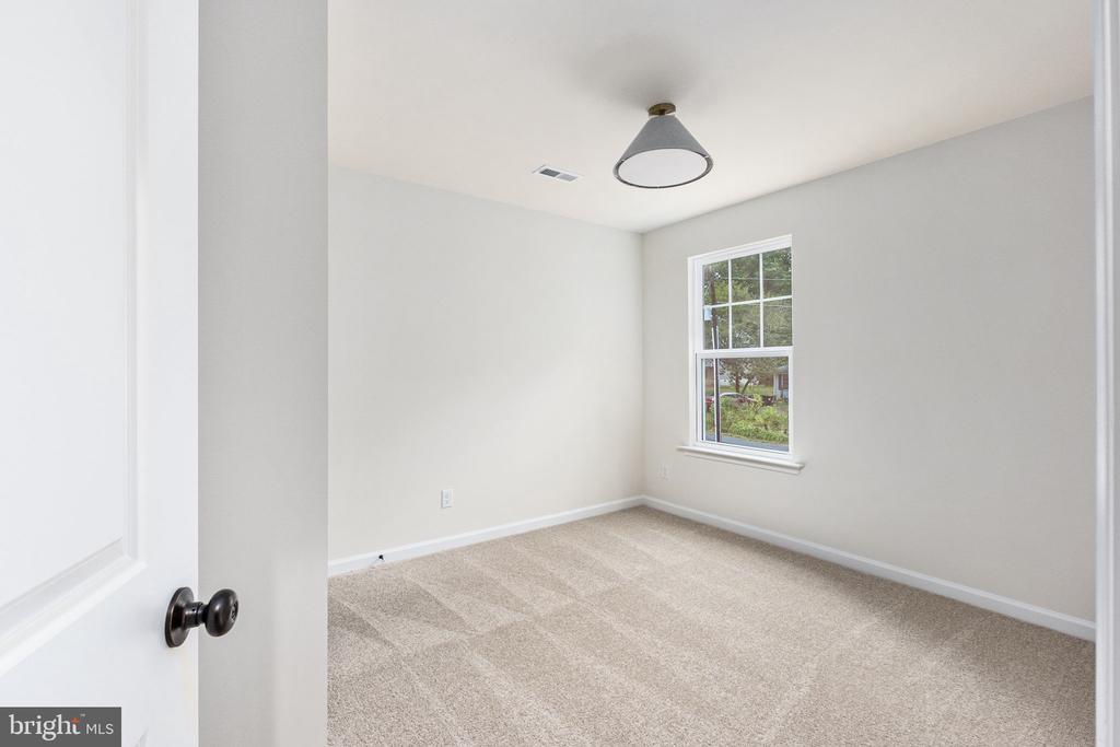 104 BUTLER CIR, LOCUST GROVE, Virginia 22508, 4 Bedrooms Bedrooms, ,2 BathroomsBathrooms,Residential,104 BUTLER CIR,VAOR2014042 MLS # VAOR2014042