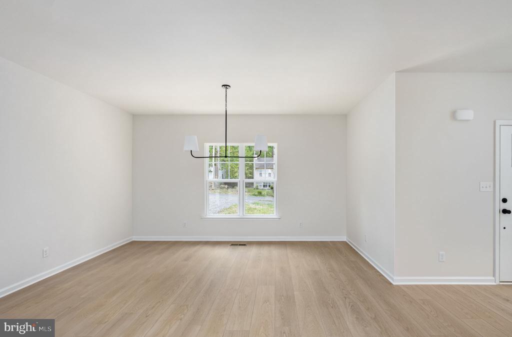 104 BUTLER CIR, LOCUST GROVE, Virginia 22508, 4 Bedrooms Bedrooms, ,2 BathroomsBathrooms,Residential,104 BUTLER CIR,VAOR2014042 MLS # VAOR2014042
