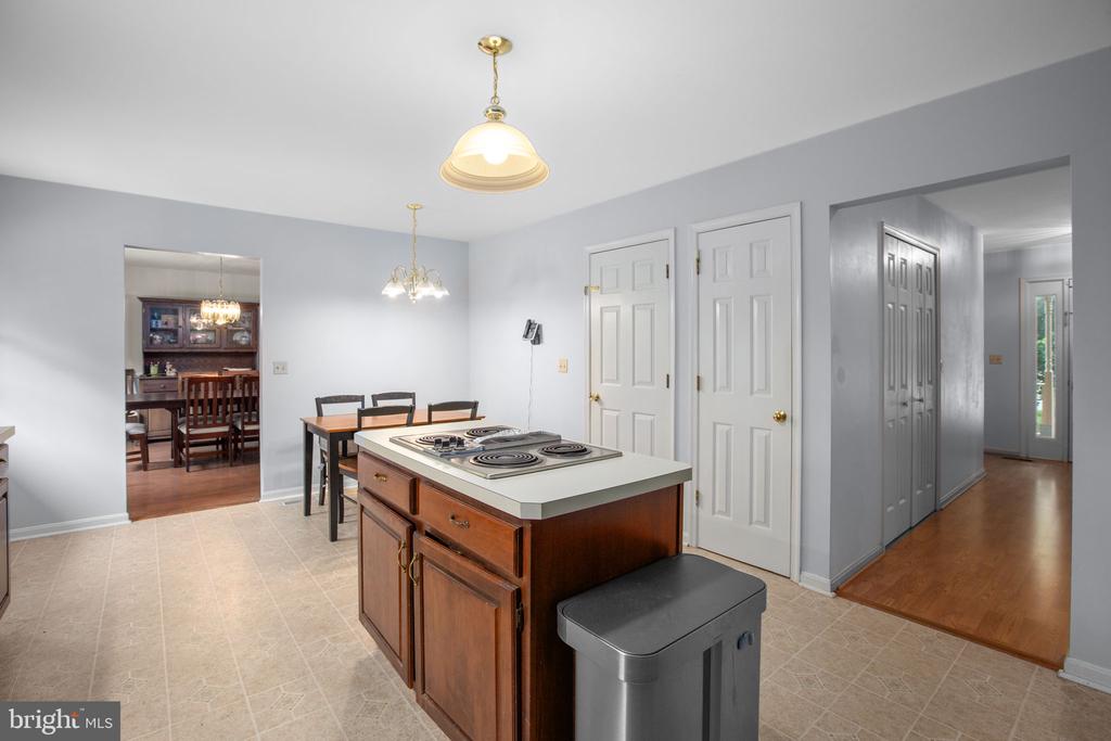 3906 DORAN RD, FREDERICKSBURG, Virginia 22407, 4 Bedrooms Bedrooms, ,3 BathroomsBathrooms,Residential,3906 DORAN RD,VASP2041554 MLS # VASP2041554