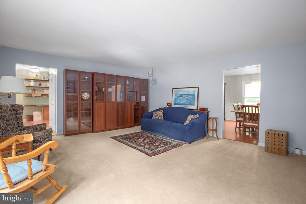 3906 DORAN RD, FREDERICKSBURG, Virginia 22407, 4 Bedrooms Bedrooms, ,3 BathroomsBathrooms,Residential,3906 DORAN RD,VASP2041554 MLS # VASP2041554