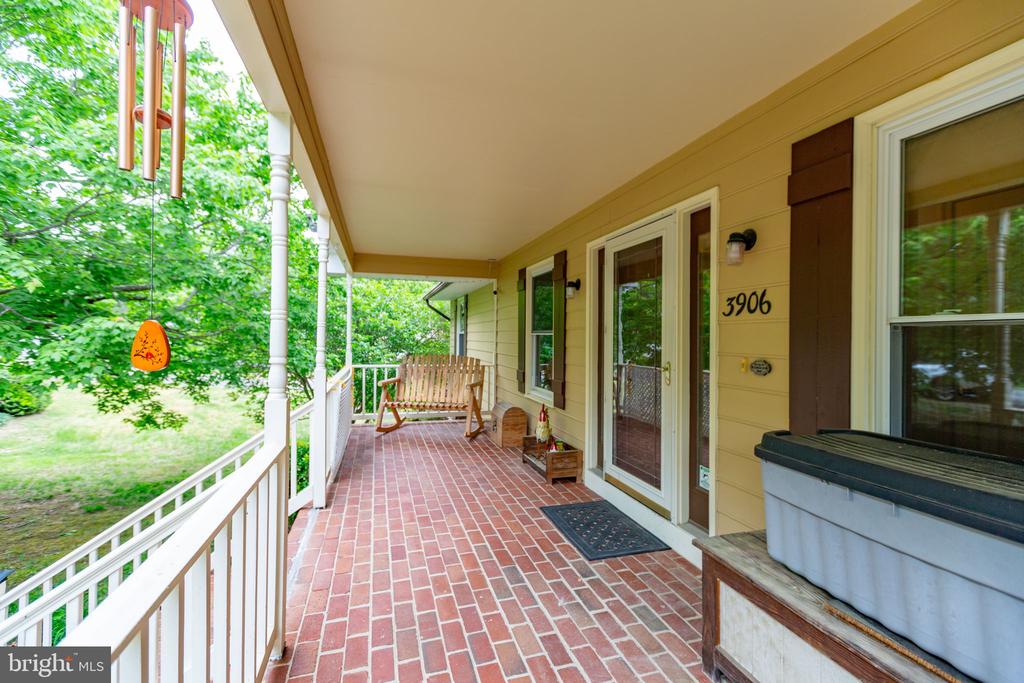 3906 DORAN RD, FREDERICKSBURG, Virginia 22407, 4 Bedrooms Bedrooms, ,3 BathroomsBathrooms,Residential,3906 DORAN RD,VASP2041554 MLS # VASP2041554