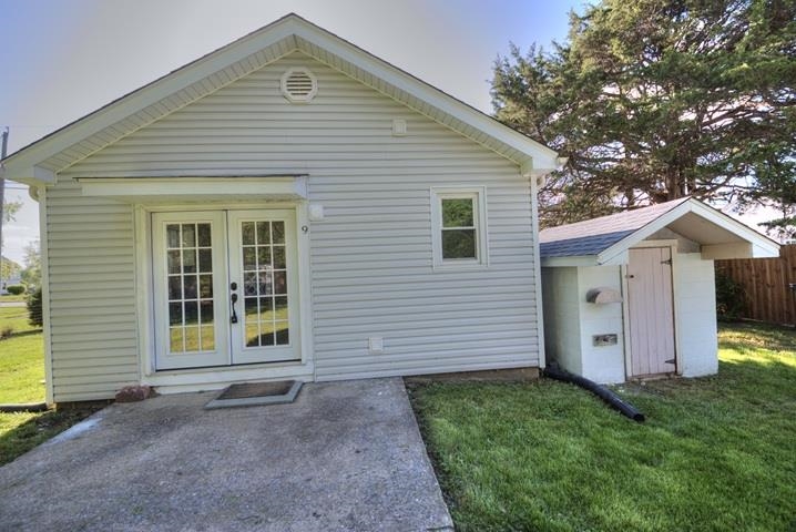 9 BRADLEY LN, WAYNESBORO, Virginia 22980, 2 Bedrooms Bedrooms, ,1 BathroomBathrooms,Residential,9 BRADLEY LN,676661 MLS # 676661