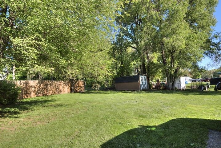 9 BRADLEY LN, WAYNESBORO, Virginia 22980, 2 Bedrooms Bedrooms, ,1 BathroomBathrooms,Residential,9 BRADLEY LN,676661 MLS # 676661
