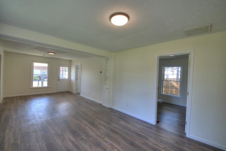 9 BRADLEY LN, WAYNESBORO, Virginia 22980, 2 Bedrooms Bedrooms, ,1 BathroomBathrooms,Residential,9 BRADLEY LN,676661 MLS # 676661
