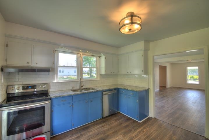 9 BRADLEY LN, WAYNESBORO, Virginia 22980, 2 Bedrooms Bedrooms, ,1 BathroomBathrooms,Residential,9 BRADLEY LN,676661 MLS # 676661