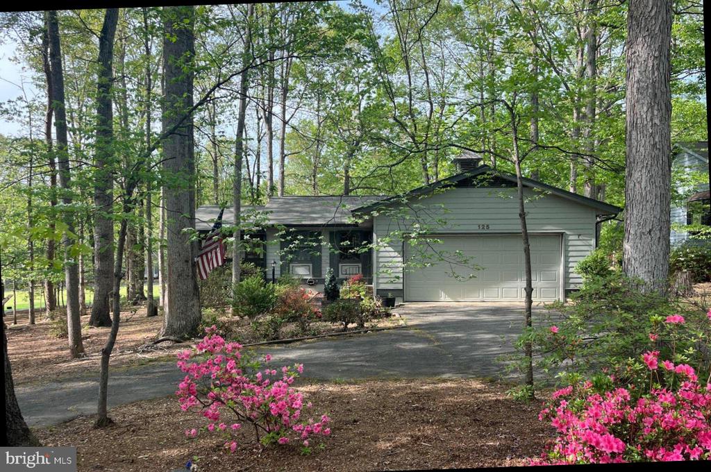 125 FAIRWAY DR, LOCUST GROVE, Virginia 22508, 3 Bedrooms Bedrooms, ,2 BathroomsBathrooms,Residential,125 FAIRWAY DR,VAOR2013902 MLS # VAOR2013902