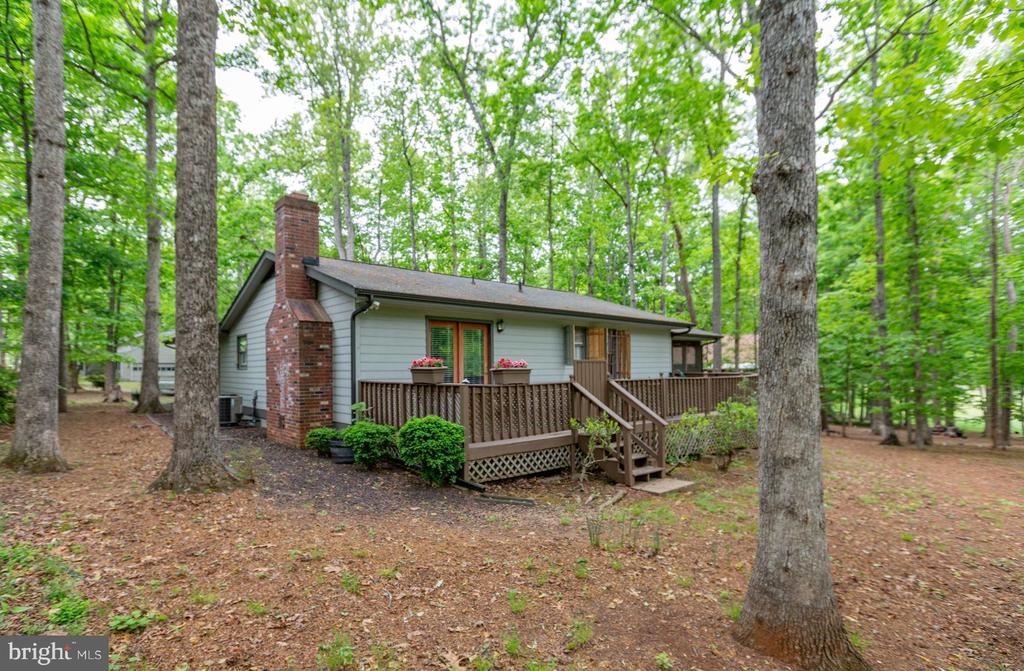125 FAIRWAY DR, LOCUST GROVE, Virginia 22508, 3 Bedrooms Bedrooms, ,2 BathroomsBathrooms,Residential,125 FAIRWAY DR,VAOR2013902 MLS # VAOR2013902