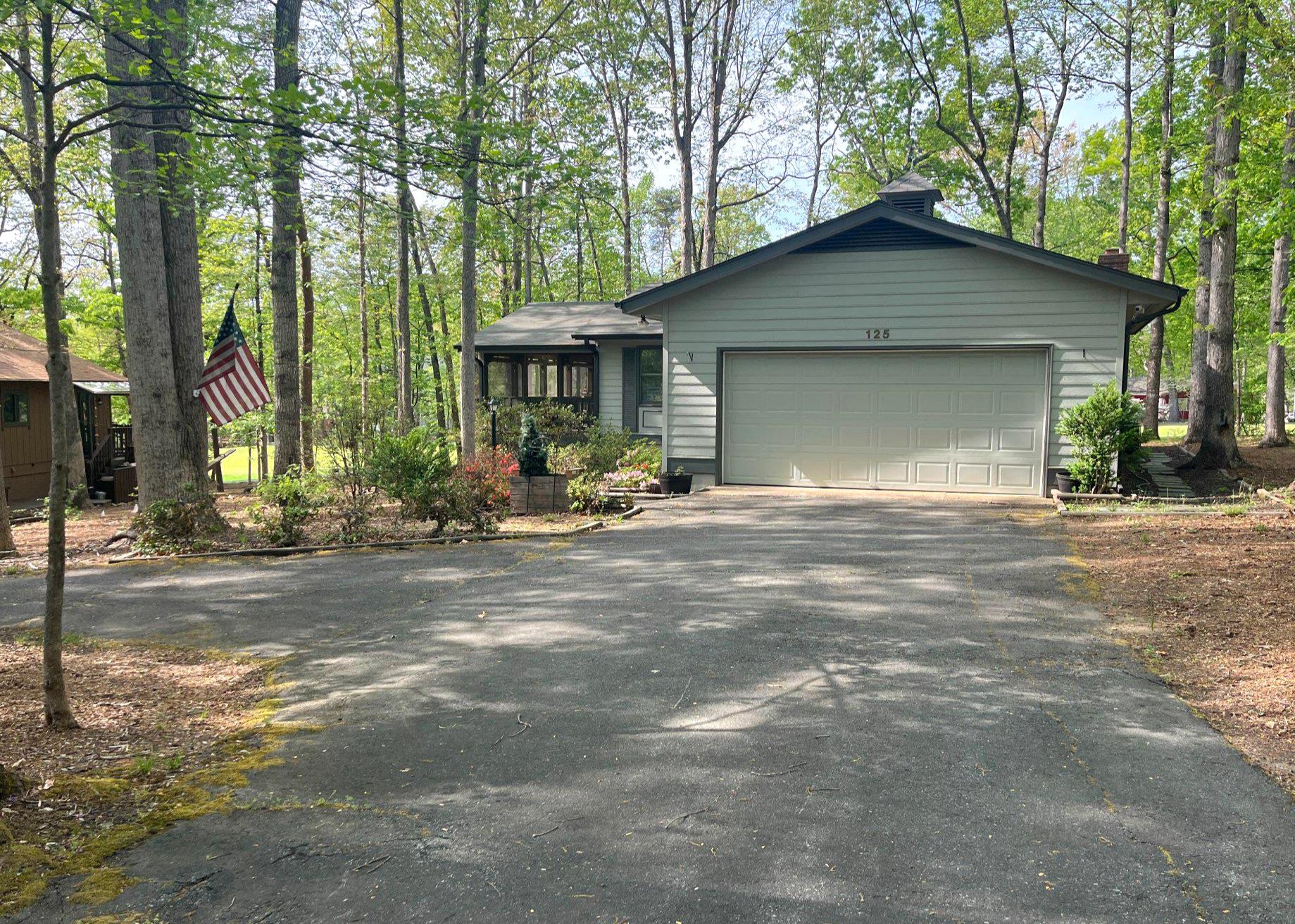 125 FAIRWAY DR, LOCUST GROVE, Virginia 22508, 3 Bedrooms Bedrooms, ,2 BathroomsBathrooms,Residential,125 FAIRWAY DR,VAOR2013902 MLS # VAOR2013902
