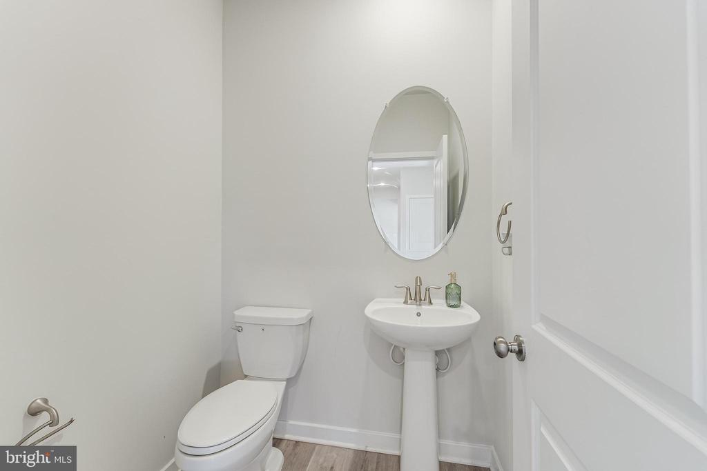 2405 NEWTON DR, JEFFERSONTON, Virginia 22724, 5 Bedrooms Bedrooms, ,5 BathroomsBathrooms,Residential,2405 NEWTON DR,VACU2013440 MLS # VACU2013440
