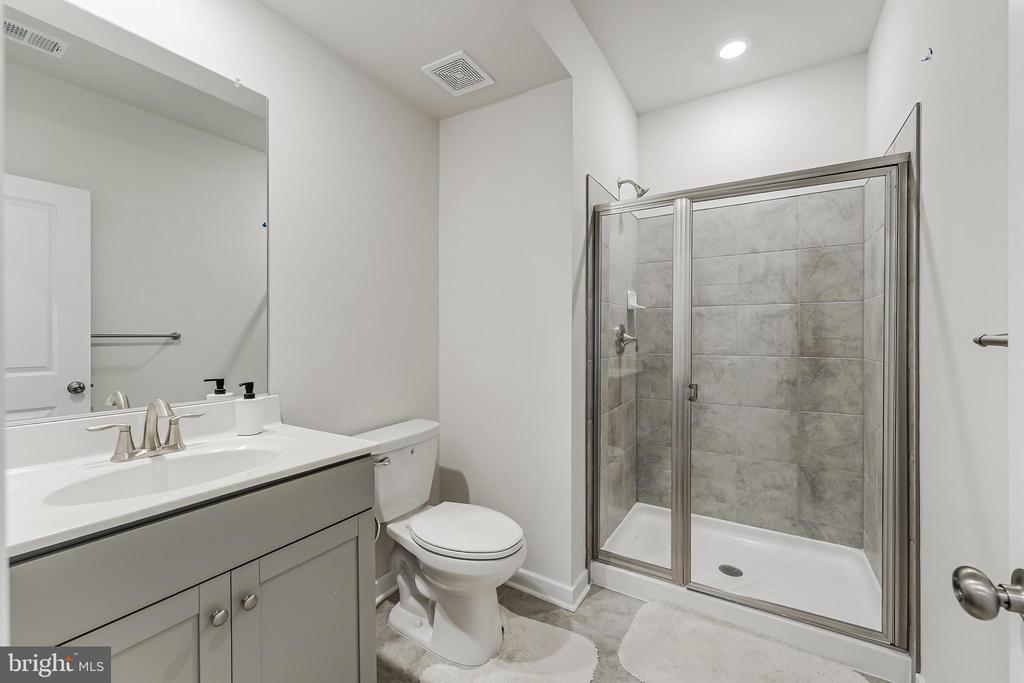 2405 NEWTON DR, JEFFERSONTON, Virginia 22724, 5 Bedrooms Bedrooms, ,5 BathroomsBathrooms,Residential,2405 NEWTON DR,VACU2013440 MLS # VACU2013440