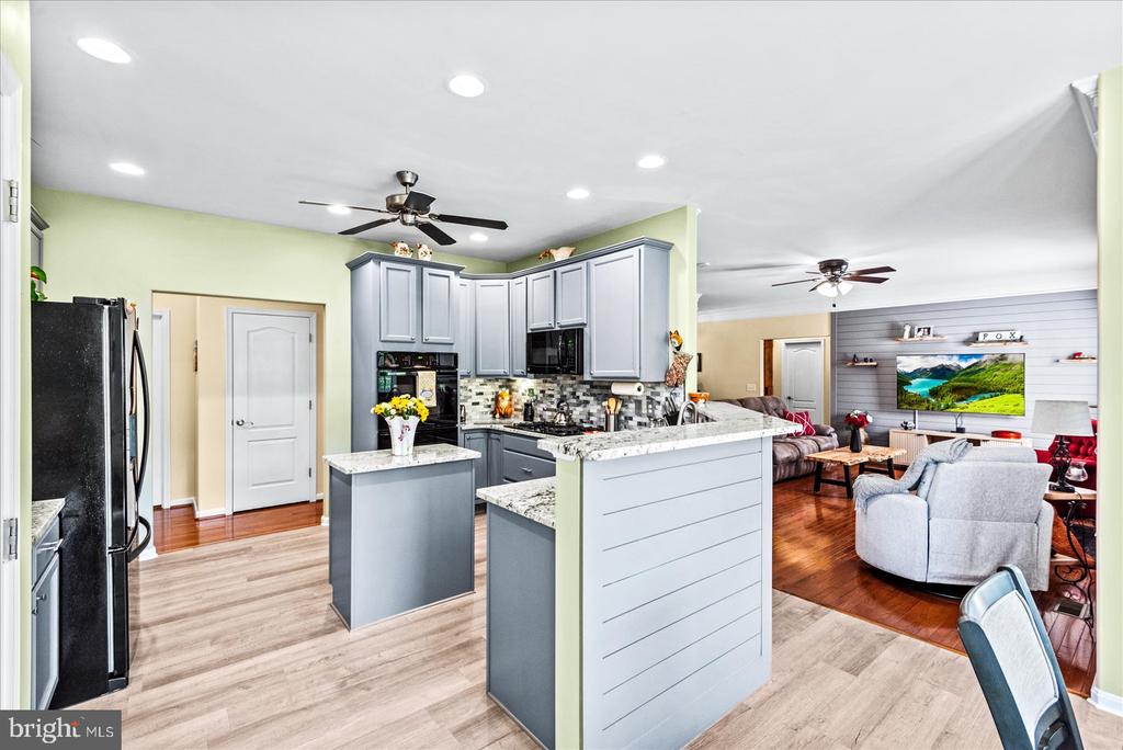 632 WINDERMERE, CULPEPER, Virginia 22701, 4 Bedrooms Bedrooms, ,3 BathroomsBathrooms,Residential,632 WINDERMERE,VACU2013480 MLS # VACU2013480