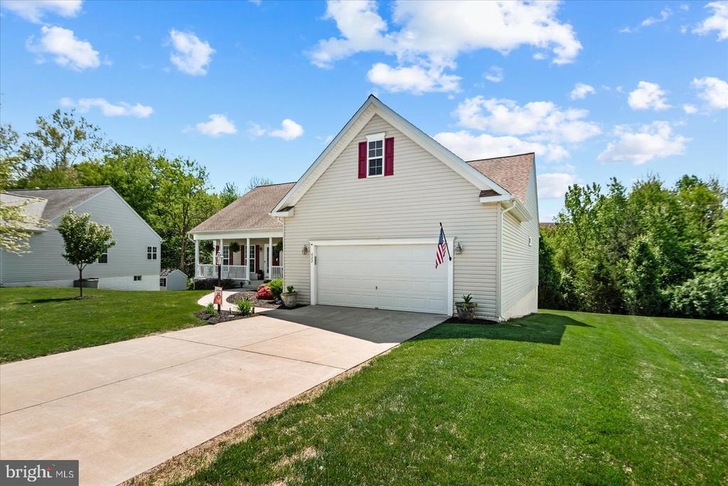 632 WINDERMERE, CULPEPER, Virginia 22701, 4 Bedrooms Bedrooms, ,3 BathroomsBathrooms,Residential,632 WINDERMERE,VACU2013480 MLS # VACU2013480