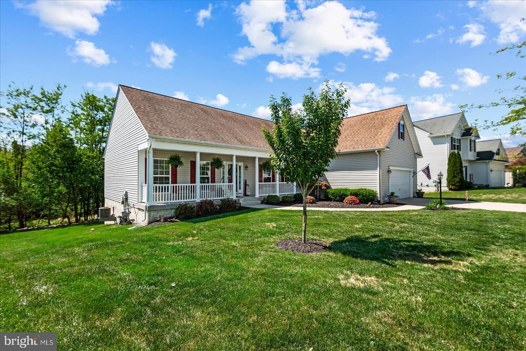 632 WINDERMERE, CULPEPER, Virginia 22701, 4 Bedrooms Bedrooms, ,3 BathroomsBathrooms,Residential,632 WINDERMERE,VACU2013480 MLS # VACU2013480
