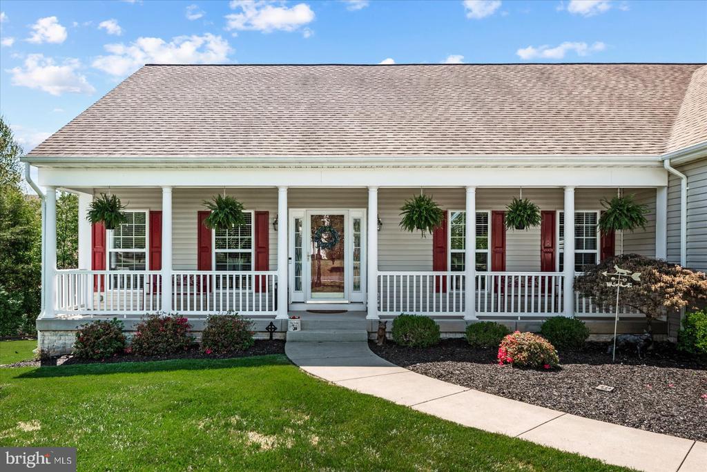 632 WINDERMERE, CULPEPER, Virginia 22701, 4 Bedrooms Bedrooms, ,3 BathroomsBathrooms,Residential,632 WINDERMERE,VACU2013480 MLS # VACU2013480