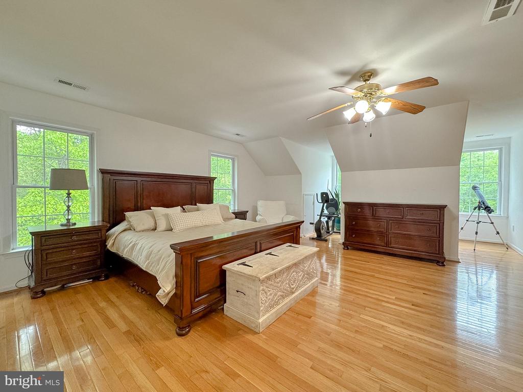 8001 CHURCH POND RD, FREDERICKSBURG, Virginia 22408, 5 Bedrooms Bedrooms, ,3 BathroomsBathrooms,Residential,8001 CHURCH POND RD,VASP2040438 MLS # VASP2040438