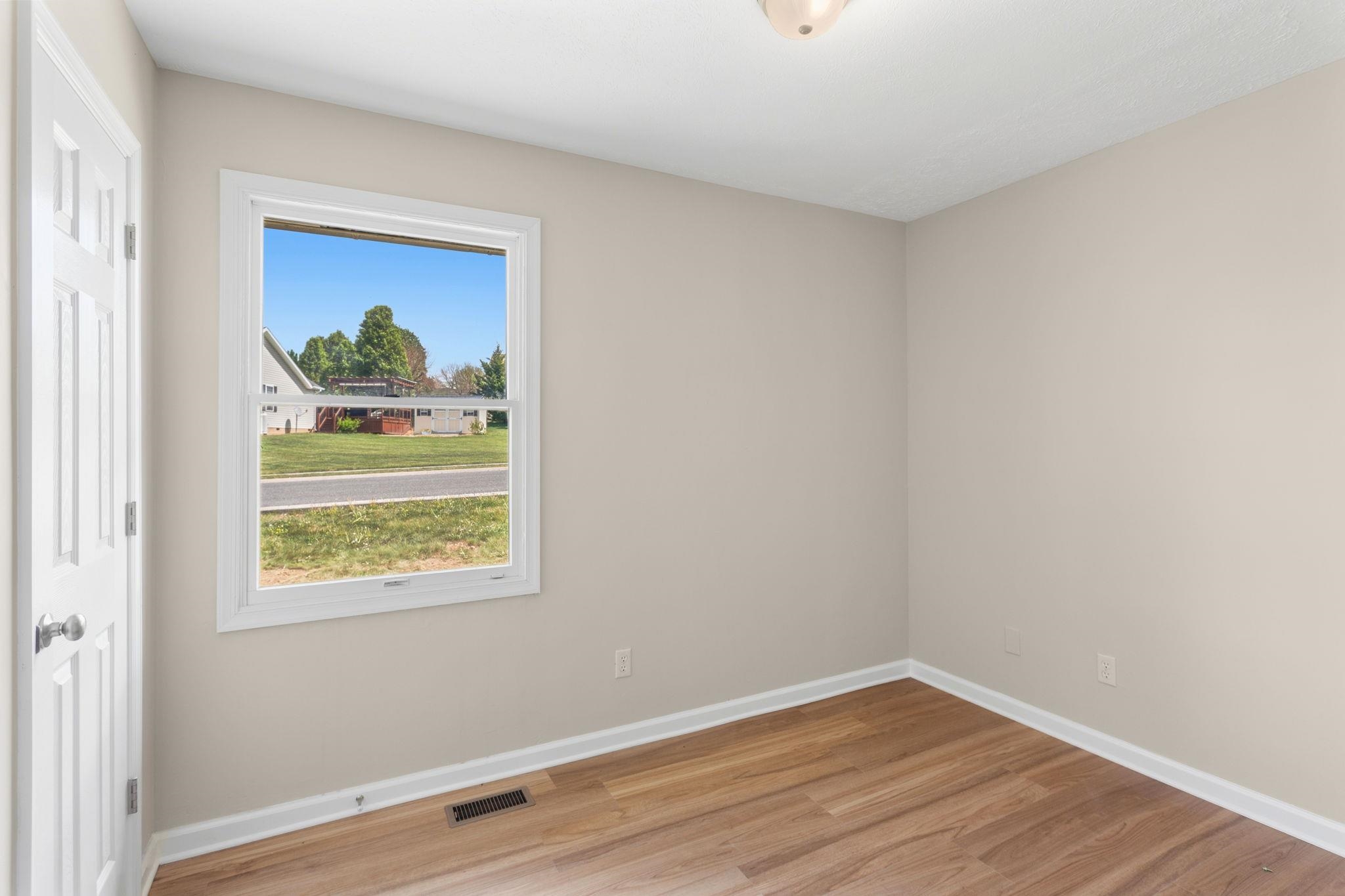289 MORNINGSIDE DR, BROADWAY, Virginia 22815, 3 Bedrooms Bedrooms, ,2 BathroomsBathrooms,Residential,289 MORNINGSIDE DR,676087 MLS # 676087