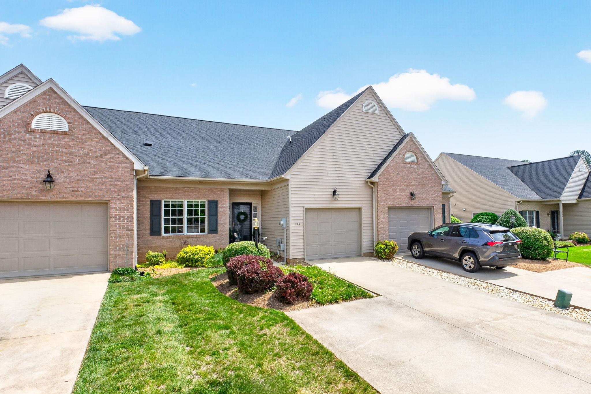 117 BRYANT DR, WAYNESBORO, Virginia 22980, 3 Bedrooms Bedrooms, ,2 BathroomsBathrooms,Residential,117 BRYANT DR,676667 MLS # 676667