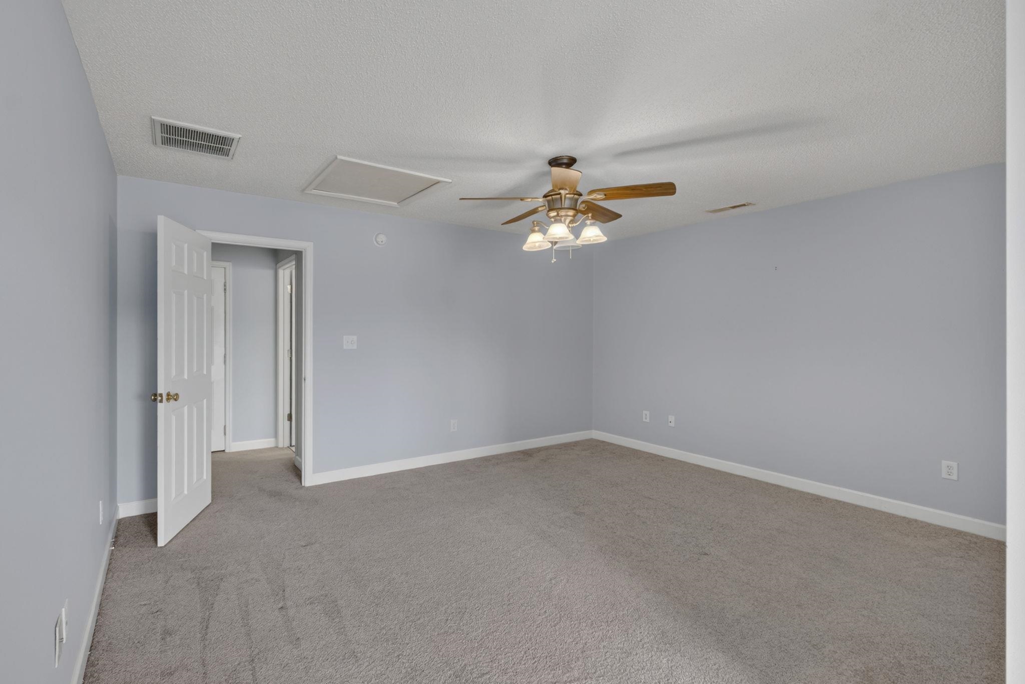 117 BRYANT DR, WAYNESBORO, Virginia 22980, 3 Bedrooms Bedrooms, ,2 BathroomsBathrooms,Residential,117 BRYANT DR,676667 MLS # 676667