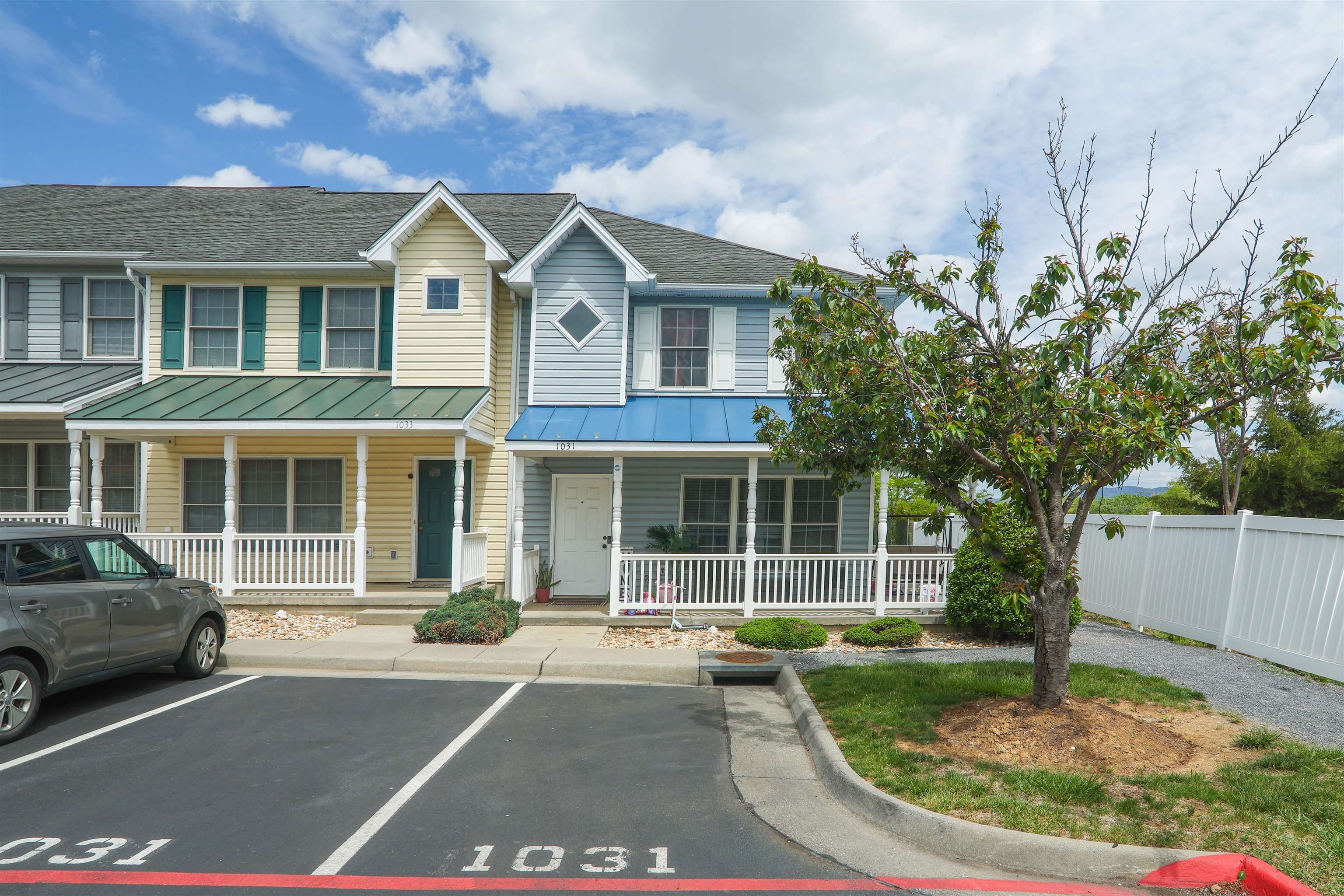 1031 MOLLY PITCHER PL, HARRISONBURG, Virginia 22802, 3 Bedrooms Bedrooms, ,2 BathroomsBathrooms,Residential,1031 MOLLY PITCHER PL,676671 MLS # 676671