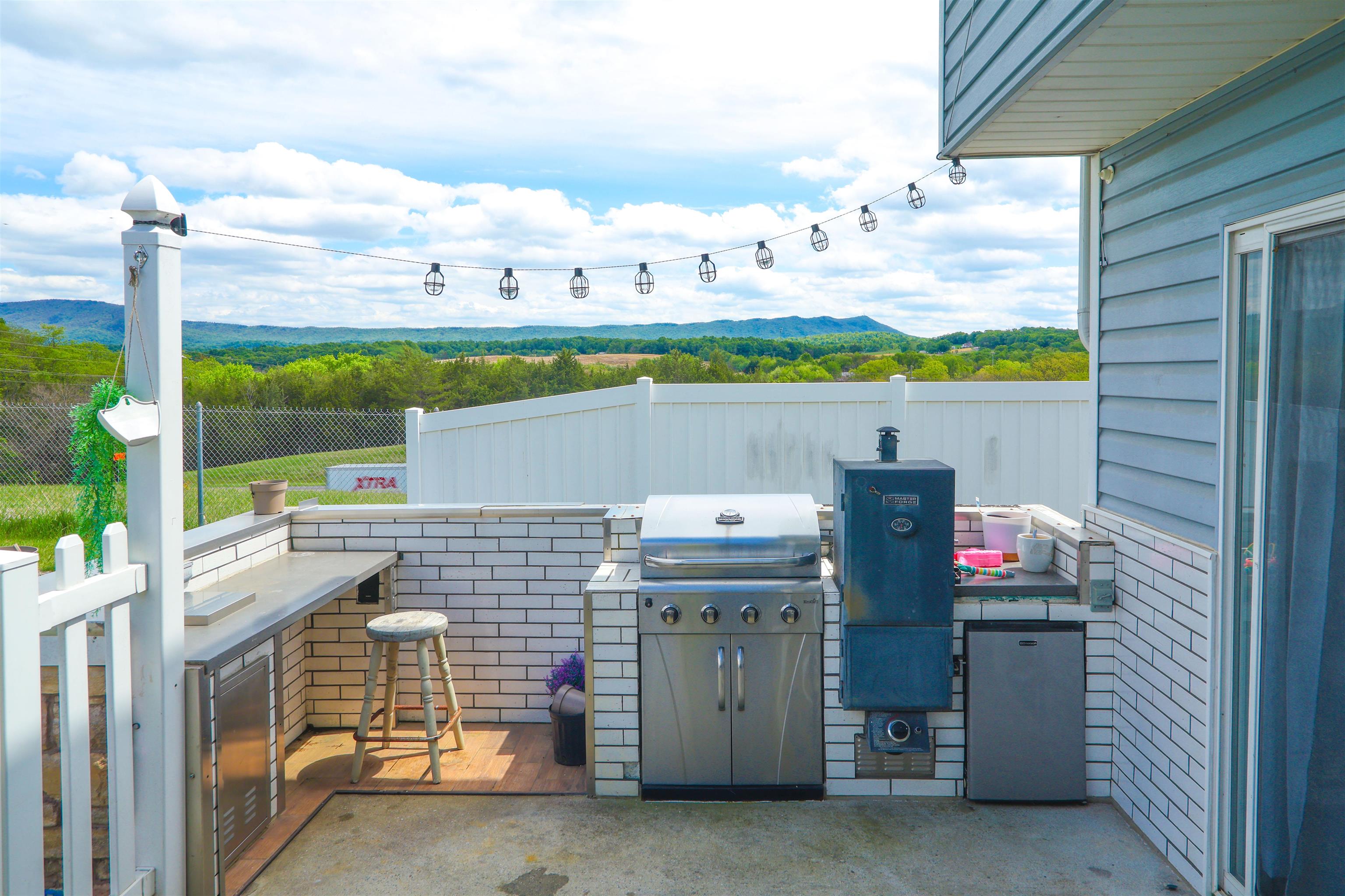 1031 MOLLY PITCHER PL, HARRISONBURG, Virginia 22802, 3 Bedrooms Bedrooms, ,2 BathroomsBathrooms,Residential,1031 MOLLY PITCHER PL,676671 MLS # 676671