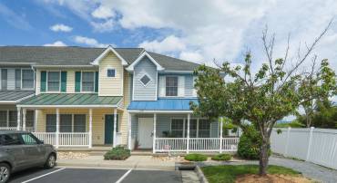 1031 MOLLY PITCHER PL, HARRISONBURG, Virginia 22802, 3 Bedrooms Bedrooms, ,2 BathroomsBathrooms,Residential,1031 MOLLY PITCHER PL,676671 MLS # 676671