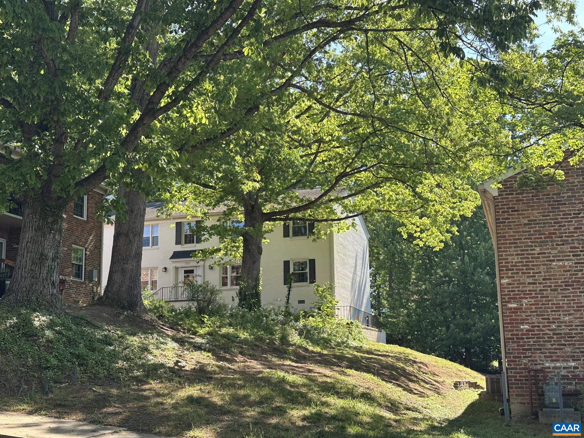 2412 BARRACKS PL, CHARLOTTESVILLE, Virginia 22901, 2 Bedrooms Bedrooms, ,1 BathroomBathrooms,Residential,2412 BARRACKS PL,676673 MLS # 676673