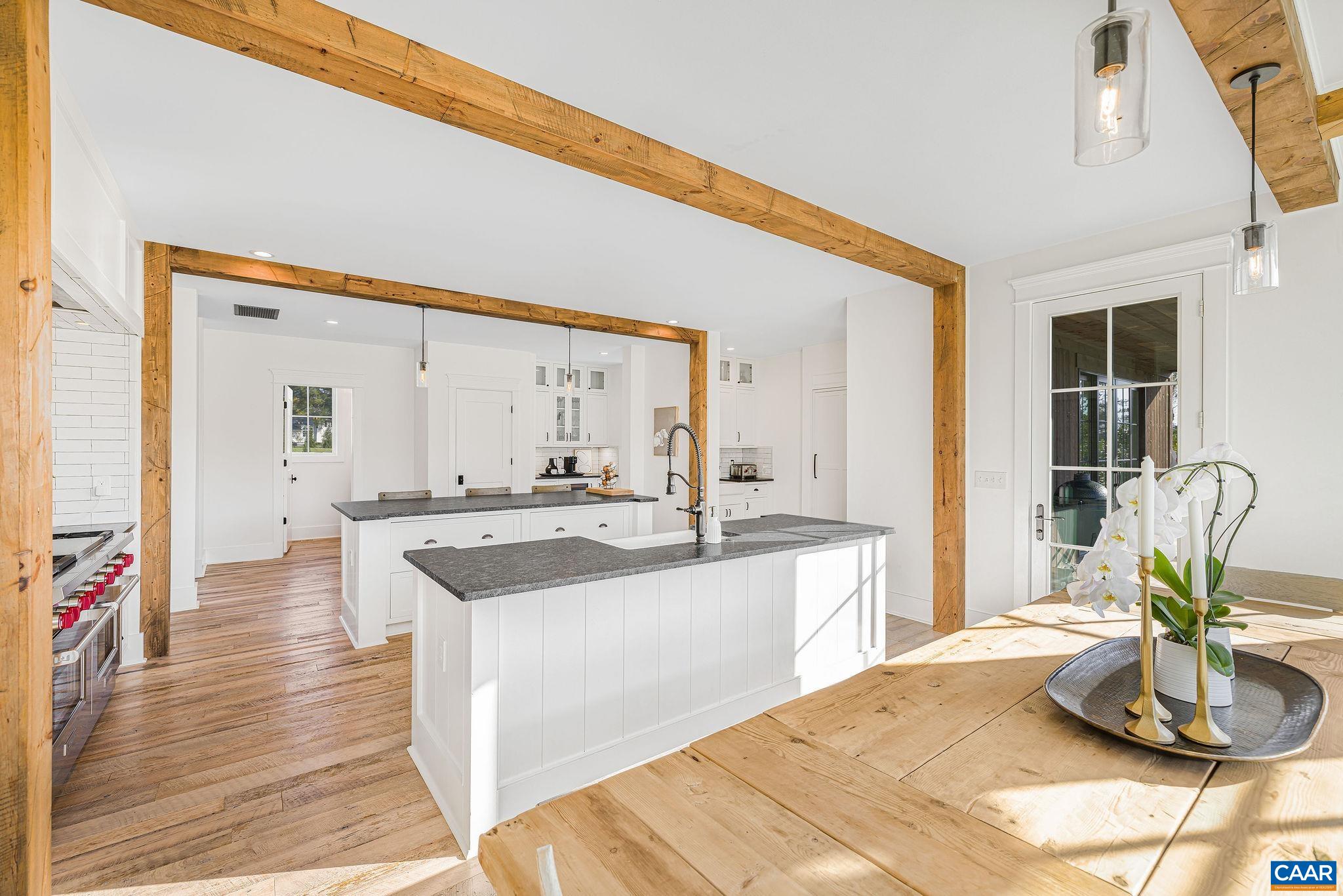 320 BARN HOUSE LN, CHARLOTTESVILLE, Virginia 22901, 5 Bedrooms Bedrooms, ,5 BathroomsBathrooms,Residential,Barn House,320 BARN HOUSE LN,676675 MLS # 676675