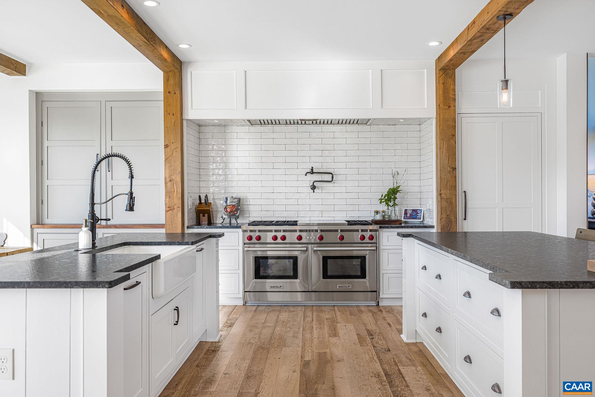 320 BARN HOUSE LN, CHARLOTTESVILLE, Virginia 22901, 5 Bedrooms Bedrooms, ,5 BathroomsBathrooms,Residential,Barn House,320 BARN HOUSE LN,676675 MLS # 676675