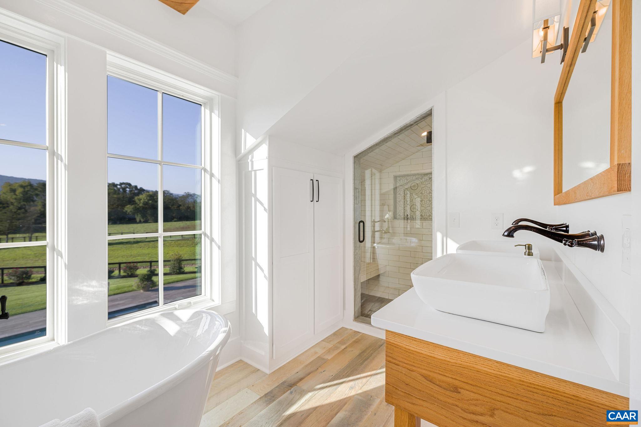 320 BARN HOUSE LN, CHARLOTTESVILLE, Virginia 22901, 5 Bedrooms Bedrooms, ,5 BathroomsBathrooms,Residential,Barn House,320 BARN HOUSE LN,676675 MLS # 676675
