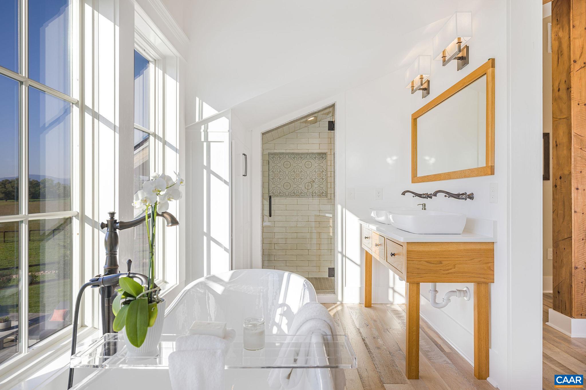 320 BARN HOUSE LN, CHARLOTTESVILLE, Virginia 22901, 5 Bedrooms Bedrooms, ,5 BathroomsBathrooms,Residential,Barn House,320 BARN HOUSE LN,676675 MLS # 676675
