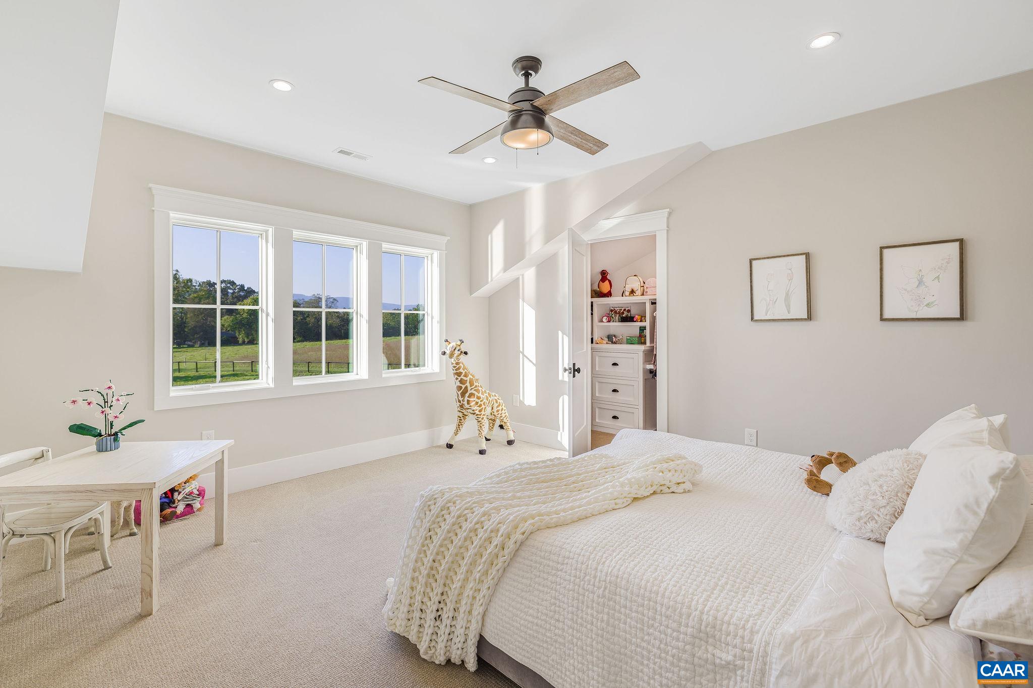 320 BARN HOUSE LN, CHARLOTTESVILLE, Virginia 22901, 5 Bedrooms Bedrooms, ,5 BathroomsBathrooms,Residential,Barn House,320 BARN HOUSE LN,676675 MLS # 676675