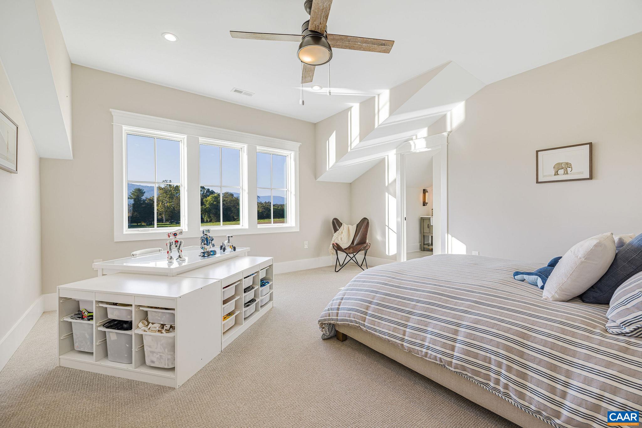 320 BARN HOUSE LN, CHARLOTTESVILLE, Virginia 22901, 5 Bedrooms Bedrooms, ,5 BathroomsBathrooms,Residential,Barn House,320 BARN HOUSE LN,676675 MLS # 676675