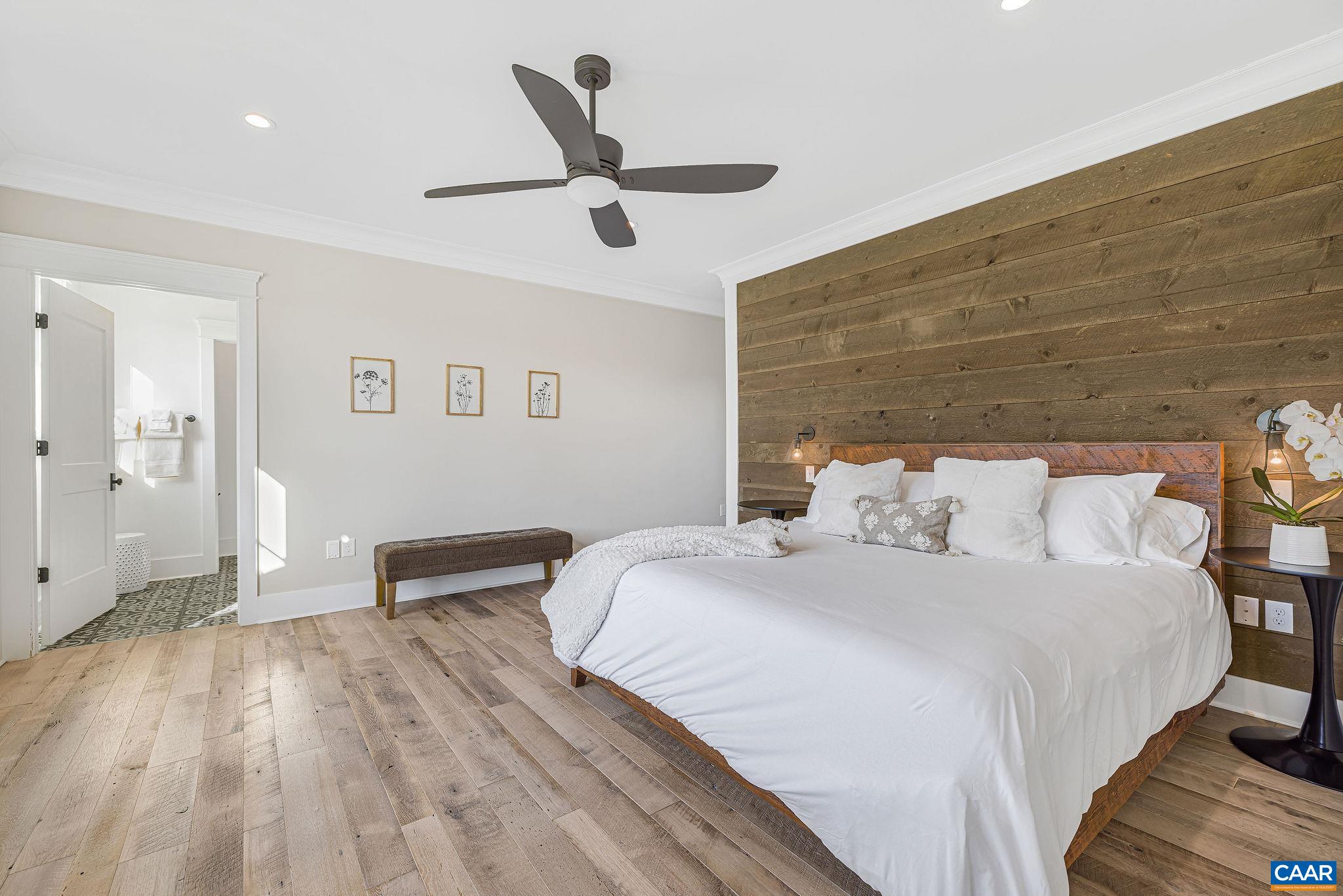 320 BARN HOUSE LN, CHARLOTTESVILLE, Virginia 22901, 5 Bedrooms Bedrooms, ,5 BathroomsBathrooms,Residential,Barn House,320 BARN HOUSE LN,676675 MLS # 676675