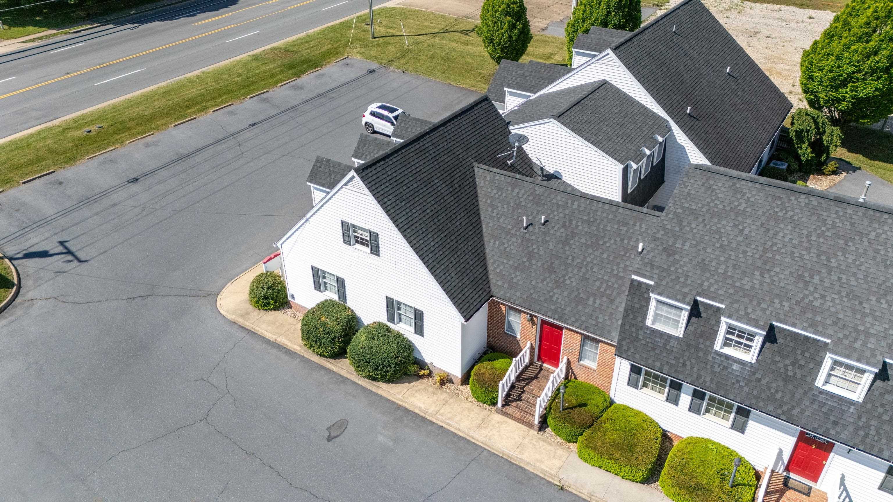 2780 STUARTS DRAFT HWY, STUARTS DRAFT, Virginia 24477, ,Commercial,2780 STUARTS DRAFT HWY,676679 MLS # 676679
