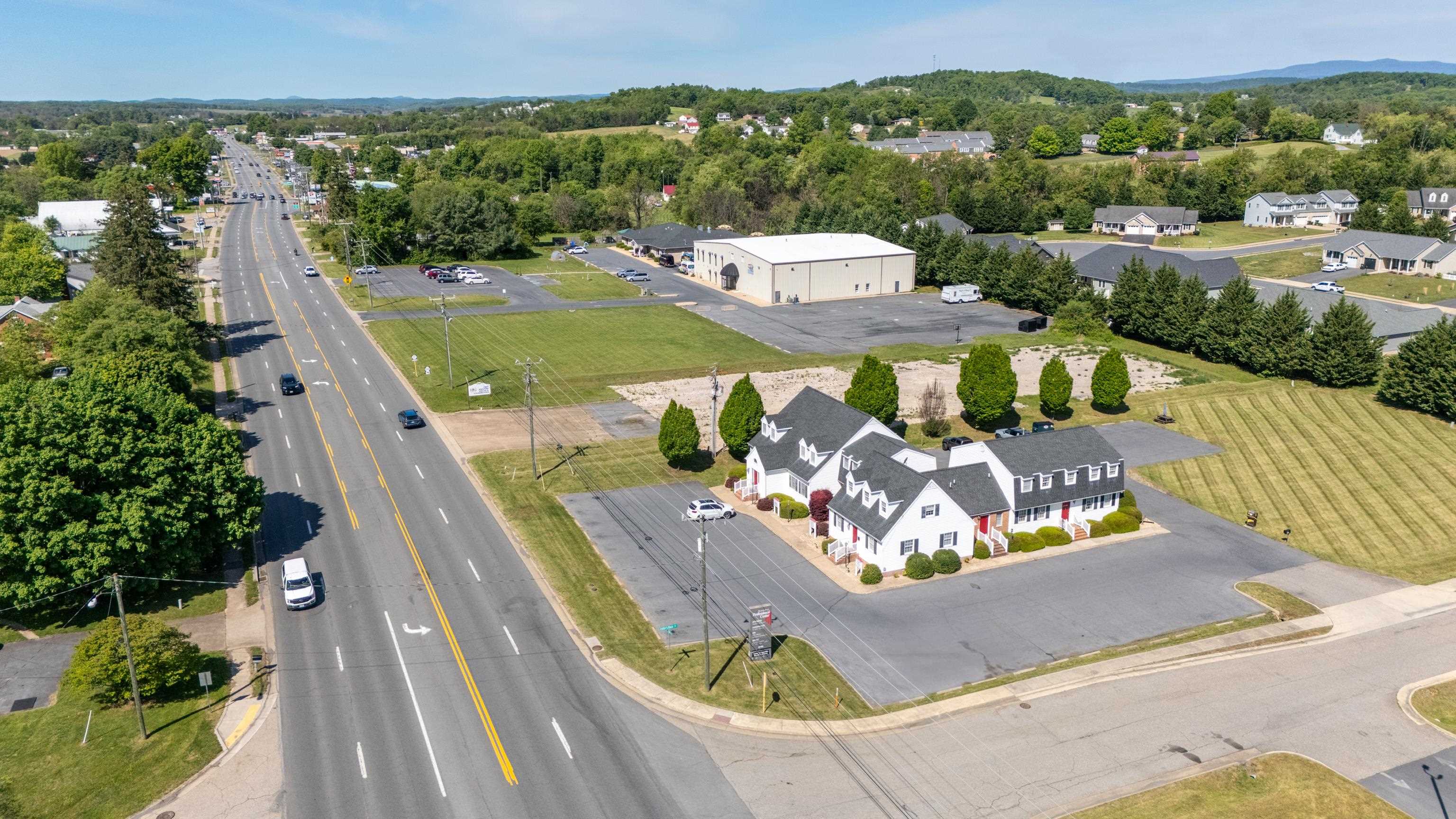 2780 STUARTS DRAFT HWY, STUARTS DRAFT, Virginia 24477, ,Commercial,2780 STUARTS DRAFT HWY,676679 MLS # 676679