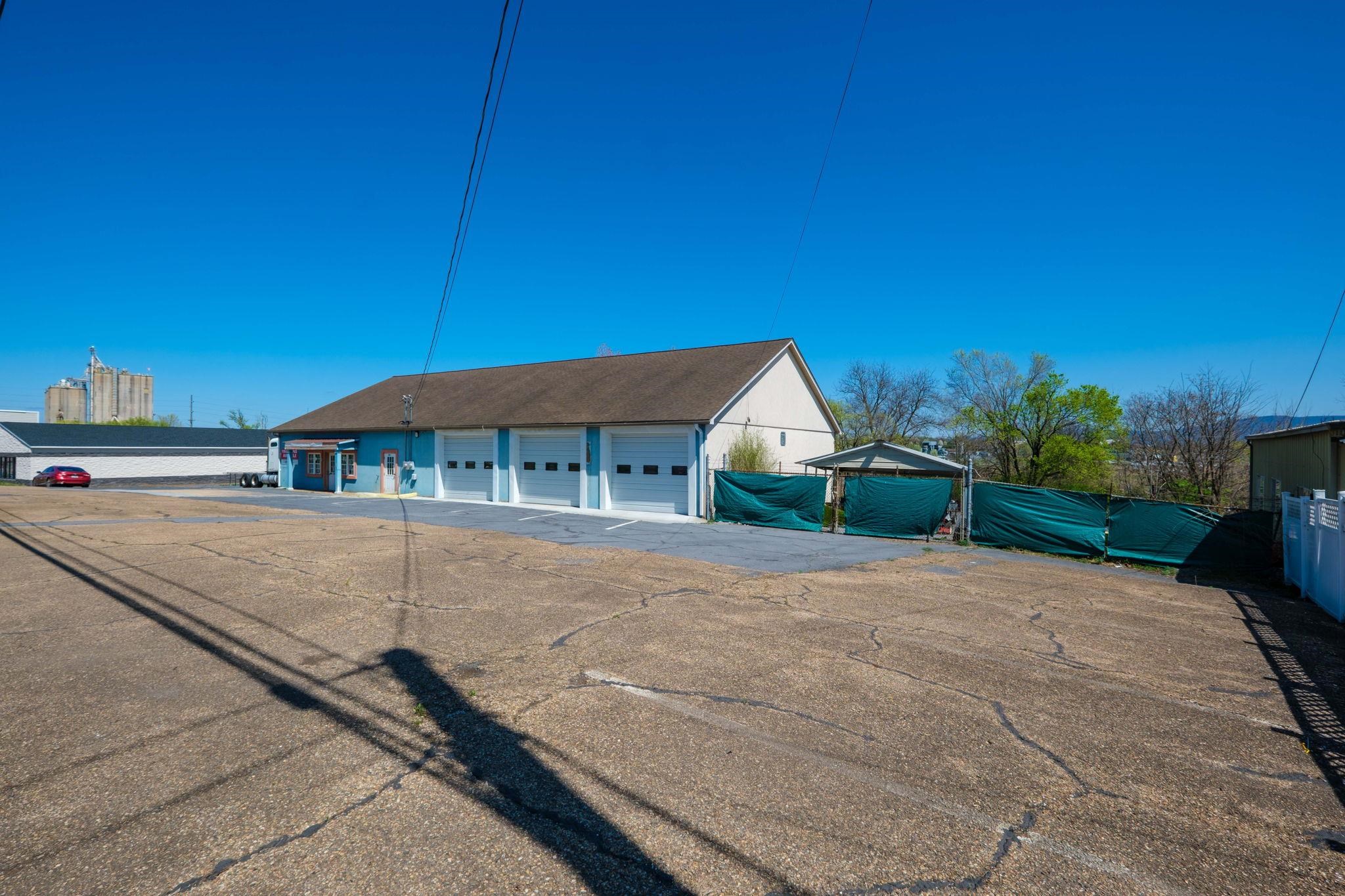1090 VIRGINIA AVE, HARRISONBURG, Virginia 22802, ,Commercial,1090 VIRGINIA AVE,676695 MLS # 676695