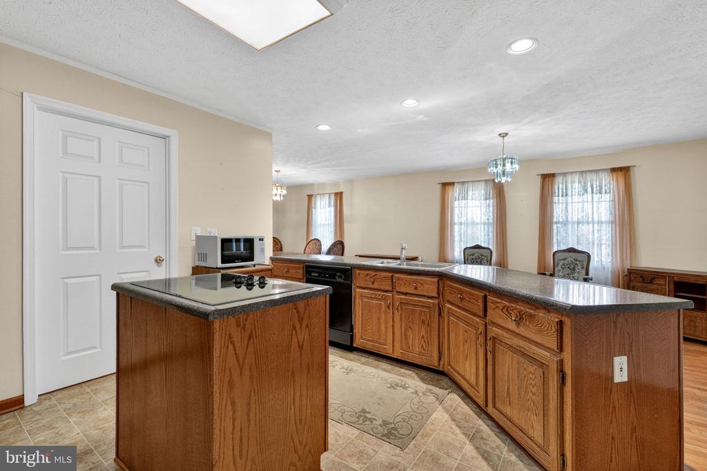 6315 IDA RD, STANLEY, Virginia 22851, 3 Bedrooms Bedrooms, ,2 BathroomsBathrooms,Residential,6315 IDA RD,VAPA2006374 MLS # VAPA2006374