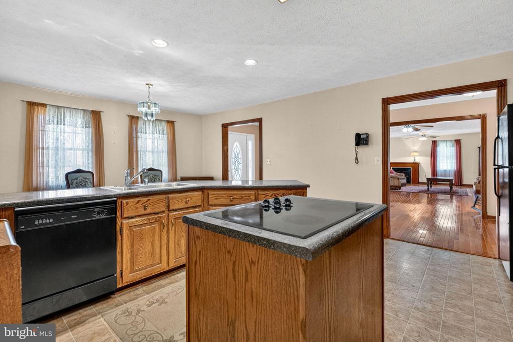 6315 IDA RD, STANLEY, Virginia 22851, 3 Bedrooms Bedrooms, ,2 BathroomsBathrooms,Residential,6315 IDA RD,VAPA2006374 MLS # VAPA2006374