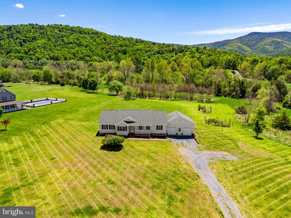 6315 IDA RD, STANLEY, Virginia 22851, 3 Bedrooms Bedrooms, ,2 BathroomsBathrooms,Residential,6315 IDA RD,VAPA2006374 MLS # VAPA2006374