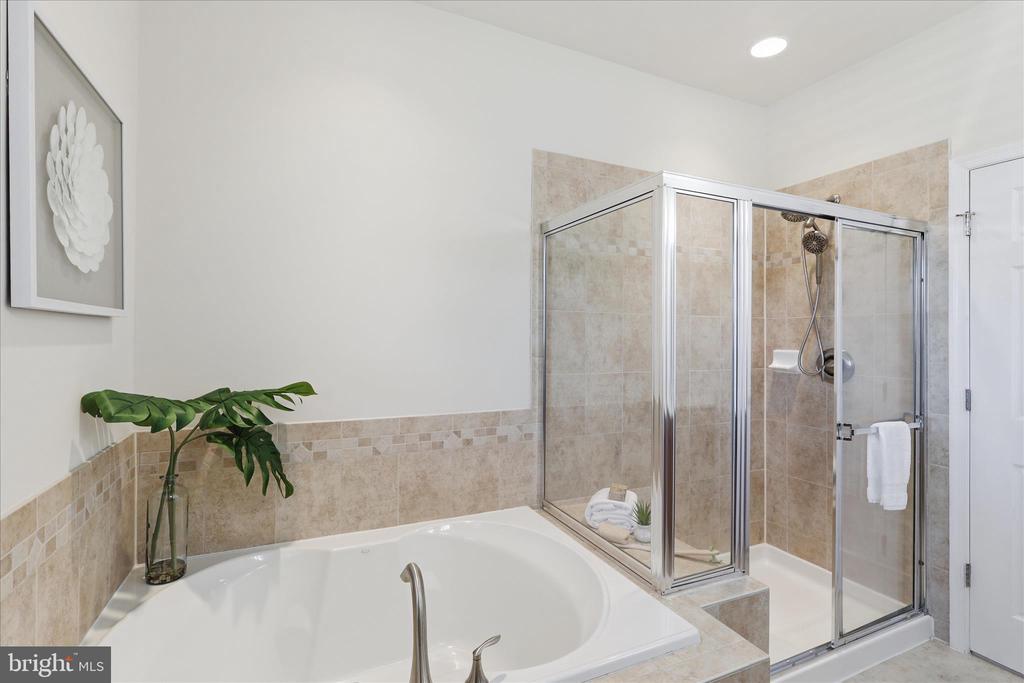 6227 E DRANESVILLE DR, FREDERICKSBURG, Virginia 22407, 3 Bedrooms Bedrooms, ,2 BathroomsBathrooms,Residential,6227 E DRANESVILLE DR,VASP2041576 MLS # VASP2041576