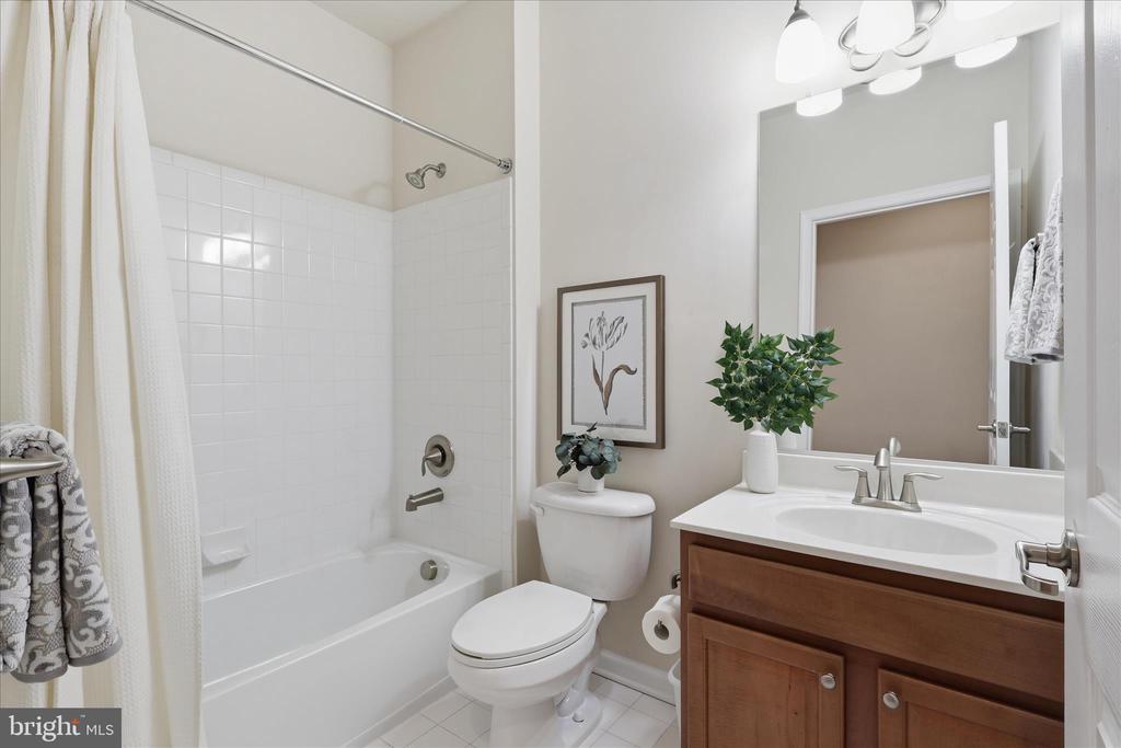 6227 E DRANESVILLE DR, FREDERICKSBURG, Virginia 22407, 3 Bedrooms Bedrooms, ,2 BathroomsBathrooms,Residential,6227 E DRANESVILLE DR,VASP2041576 MLS # VASP2041576