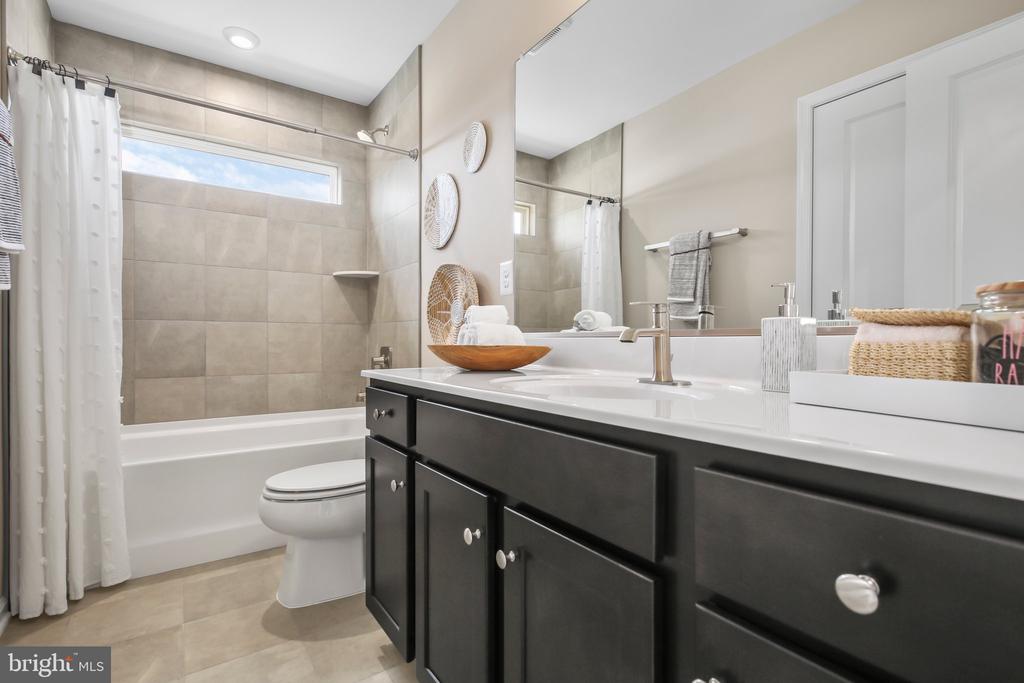 7721 HARLOW CIR, SPOTSYLVANIA, Virginia 22551, 4 Bedrooms Bedrooms, ,3 BathroomsBathrooms,Residential,7721 HARLOW CIR,VASP2041586 MLS # VASP2041586