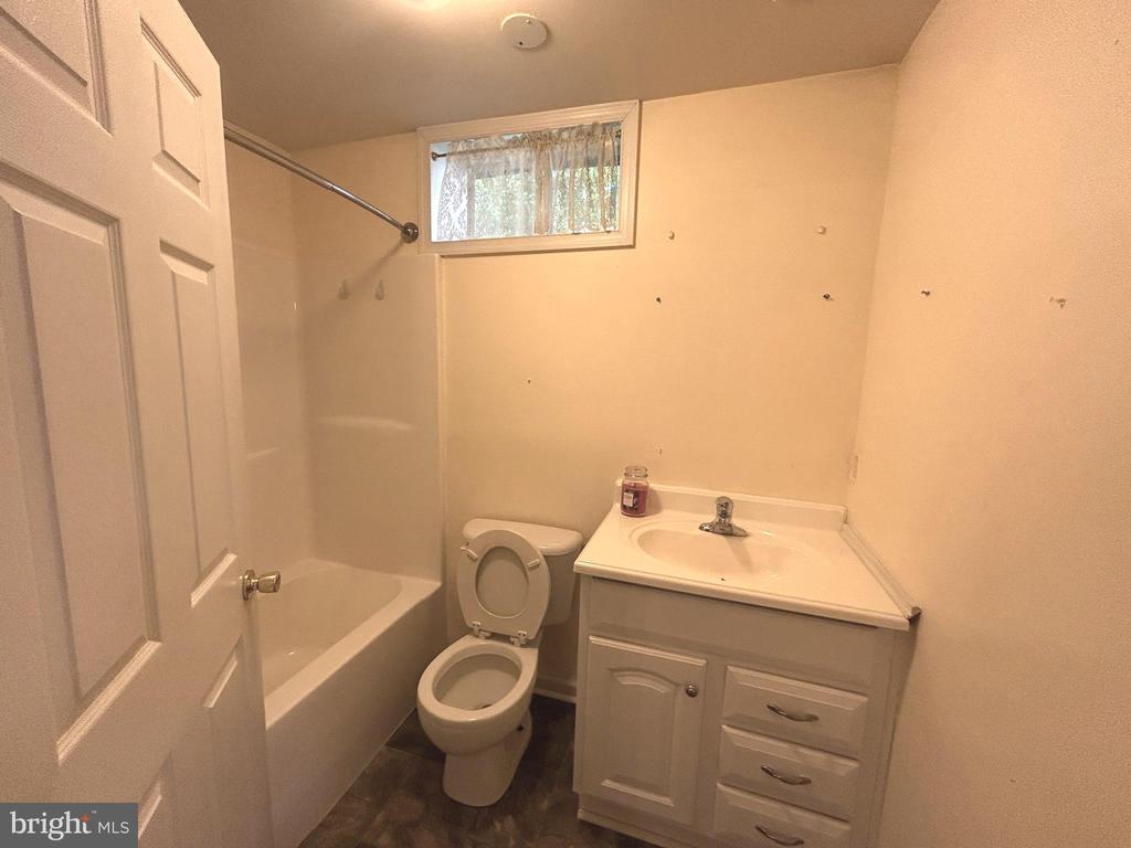 10278 REDBUD RD, UNIONVILLE, Virginia 22567, 4 Bedrooms Bedrooms, ,3 BathroomsBathrooms,Residential,10278 REDBUD RD,VAOR2014032 MLS # VAOR2014032