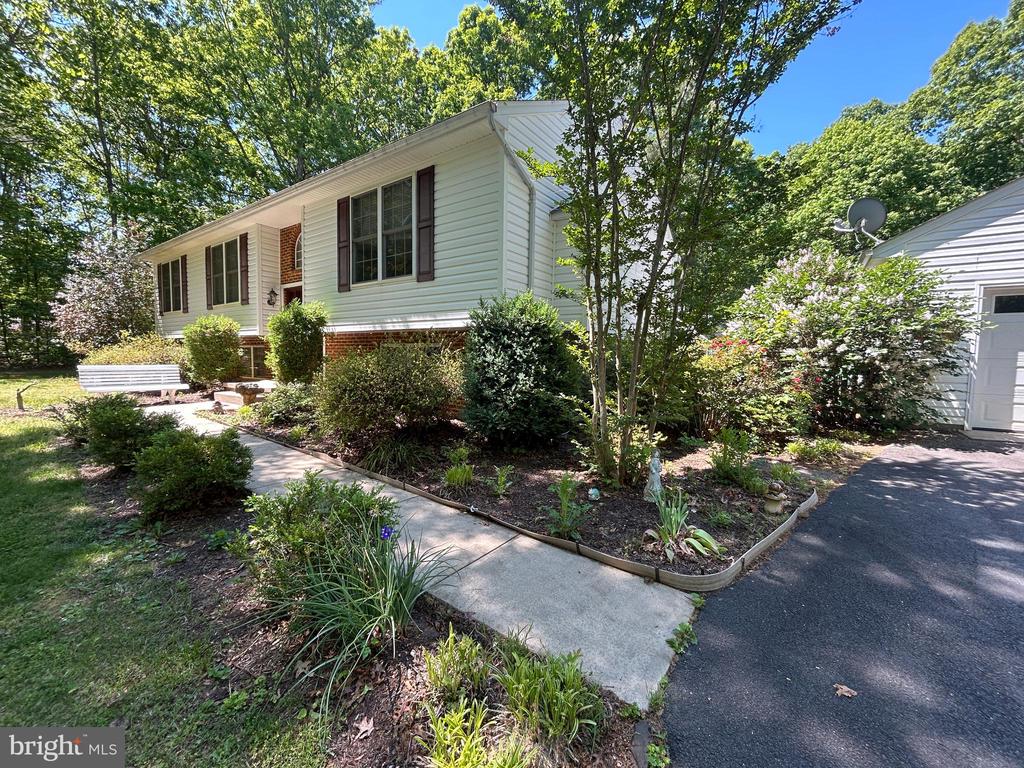 10278 REDBUD RD, UNIONVILLE, Virginia 22567, 4 Bedrooms Bedrooms, ,3 BathroomsBathrooms,Residential,10278 REDBUD RD,VAOR2014032 MLS # VAOR2014032