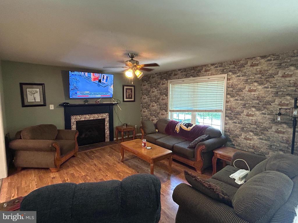10278 REDBUD RD, UNIONVILLE, Virginia 22567, 4 Bedrooms Bedrooms, ,3 BathroomsBathrooms,Residential,10278 REDBUD RD,VAOR2014032 MLS # VAOR2014032
