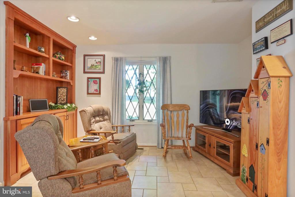 9387 COVENANT HILL LN, MARSHALL, Virginia 20115, 4 Bedrooms Bedrooms, ,3 BathroomsBathrooms,Residential,9387 COVENANT HILL LN,VAFQ2021878 MLS # VAFQ2021878