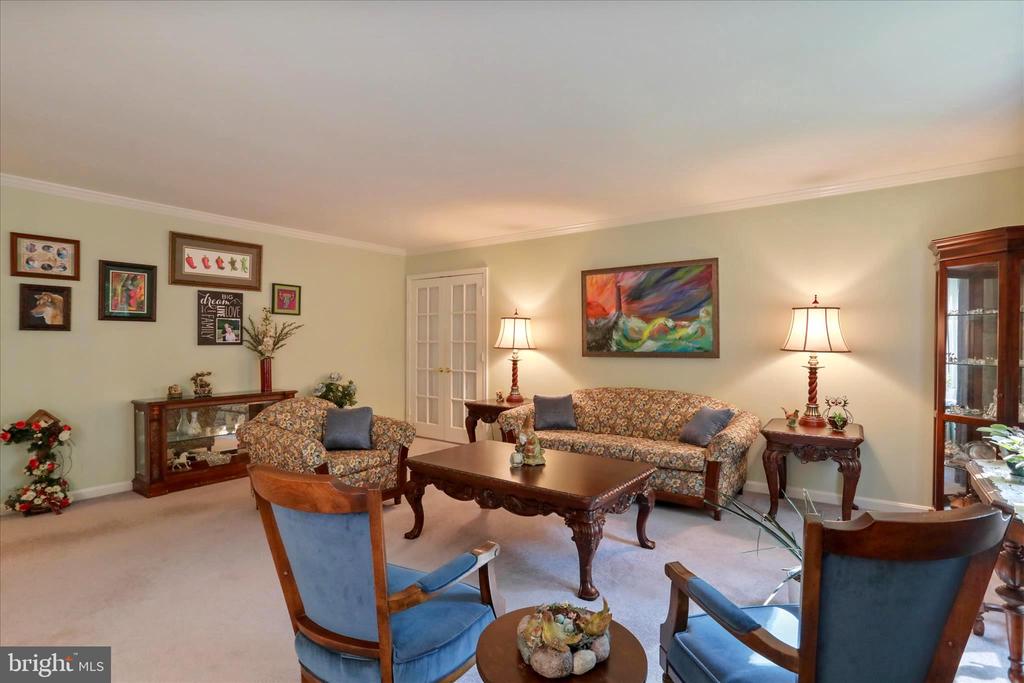 9387 COVENANT HILL LN, MARSHALL, Virginia 20115, 4 Bedrooms Bedrooms, ,3 BathroomsBathrooms,Residential,9387 COVENANT HILL LN,VAFQ2021878 MLS # VAFQ2021878