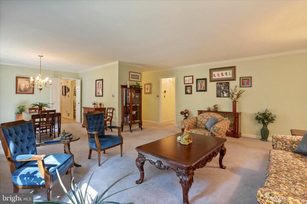 9387 COVENANT HILL LN, MARSHALL, Virginia 20115, 4 Bedrooms Bedrooms, ,3 BathroomsBathrooms,Residential,9387 COVENANT HILL LN,VAFQ2021878 MLS # VAFQ2021878