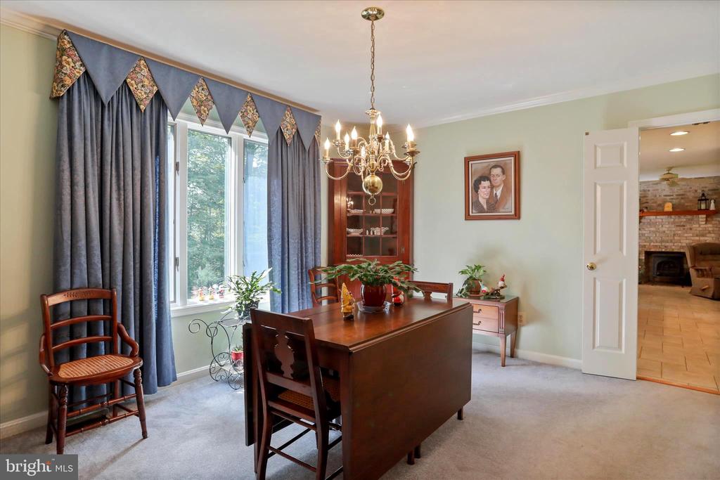 9387 COVENANT HILL LN, MARSHALL, Virginia 20115, 4 Bedrooms Bedrooms, ,3 BathroomsBathrooms,Residential,9387 COVENANT HILL LN,VAFQ2021878 MLS # VAFQ2021878